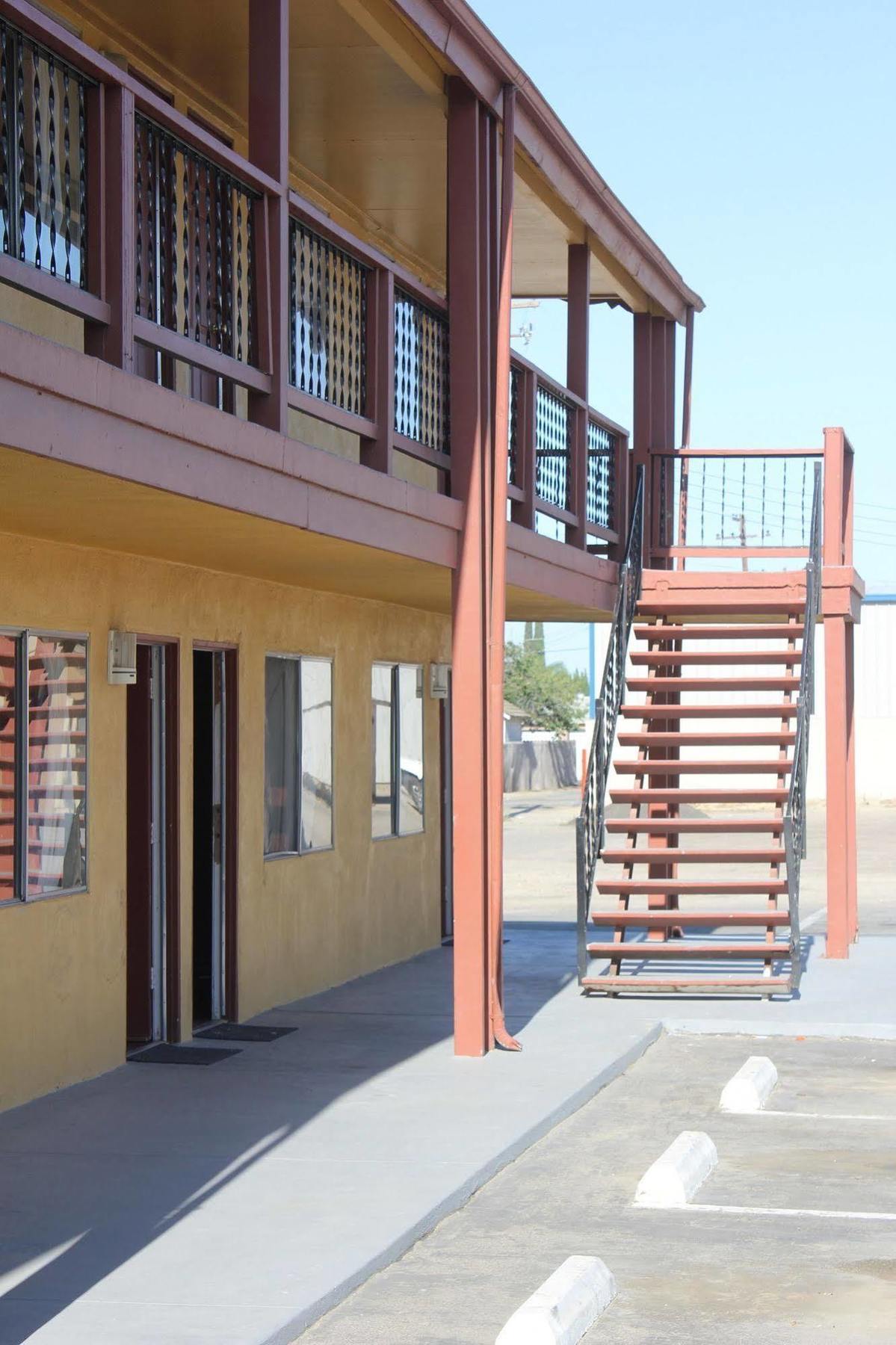 Cinderella Motel Wasco Luaran gambar