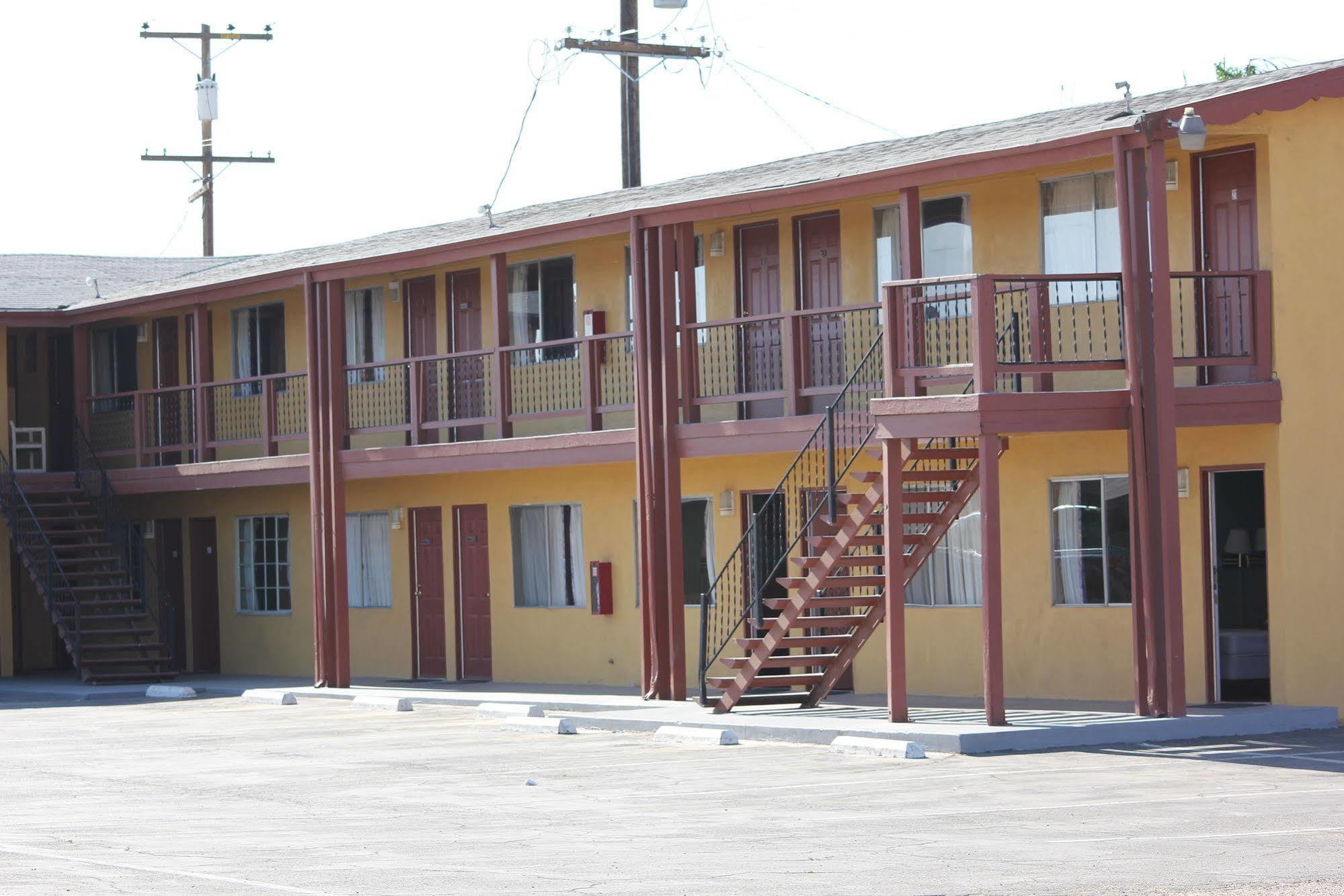 Cinderella Motel Wasco Luaran gambar